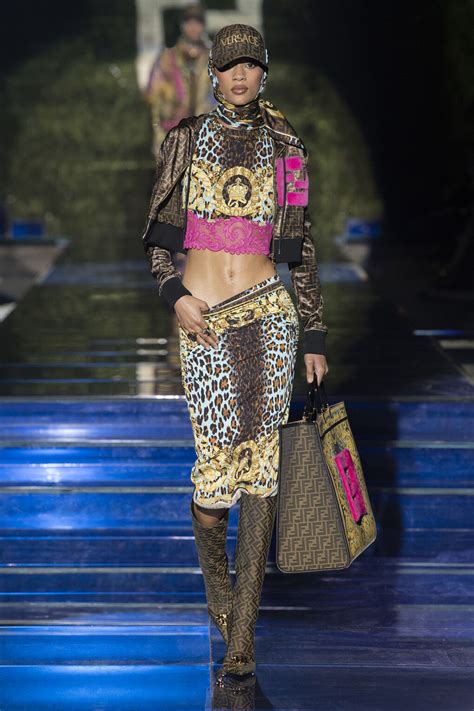 did versace buy fendi|donatella versace fendi.